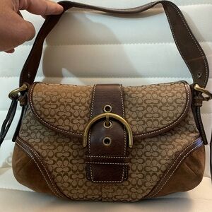 Coach Signature Canvas Buckle Shoulder Bag Brown Tan Suede Trim with Wristlet